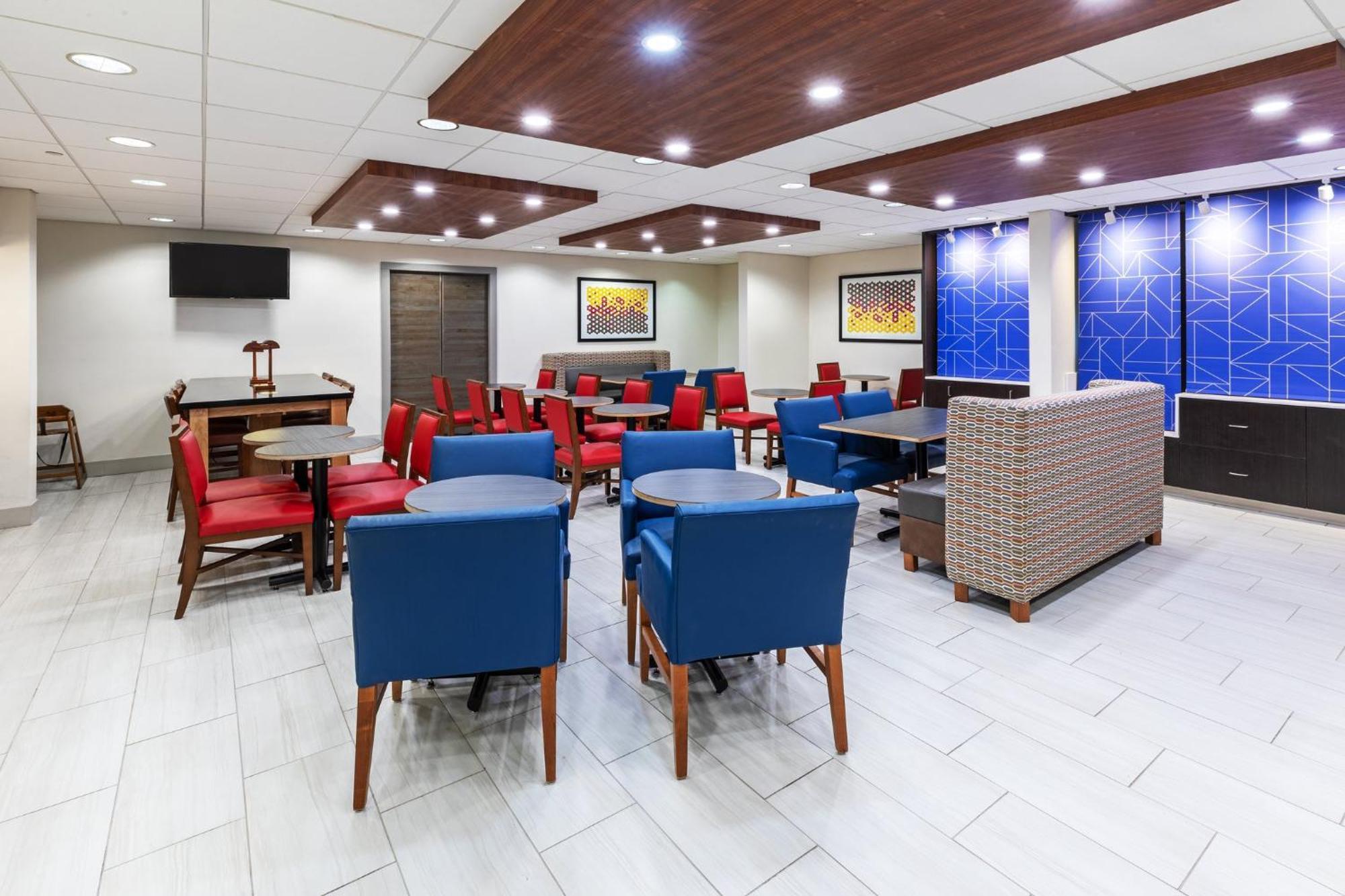 Holiday Inn Express & Suites Sulphur - Lake Charles By Ihg Extérieur photo