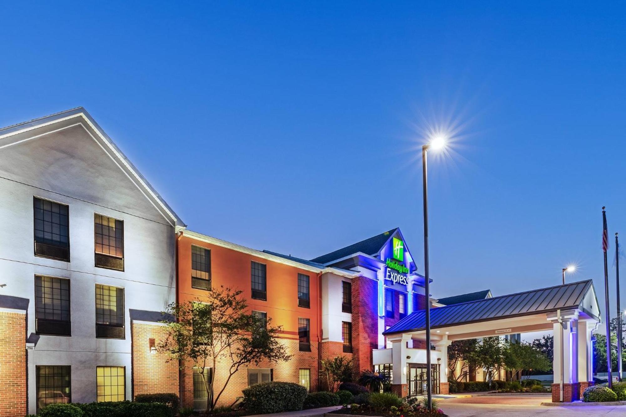 Holiday Inn Express & Suites Sulphur - Lake Charles By Ihg Extérieur photo